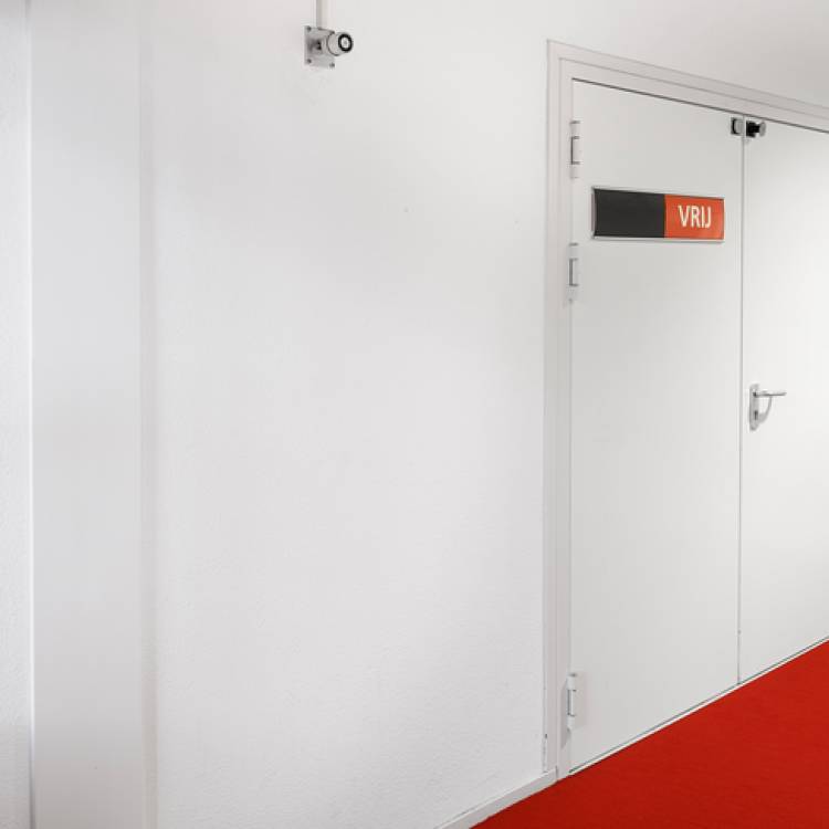 M47 Door