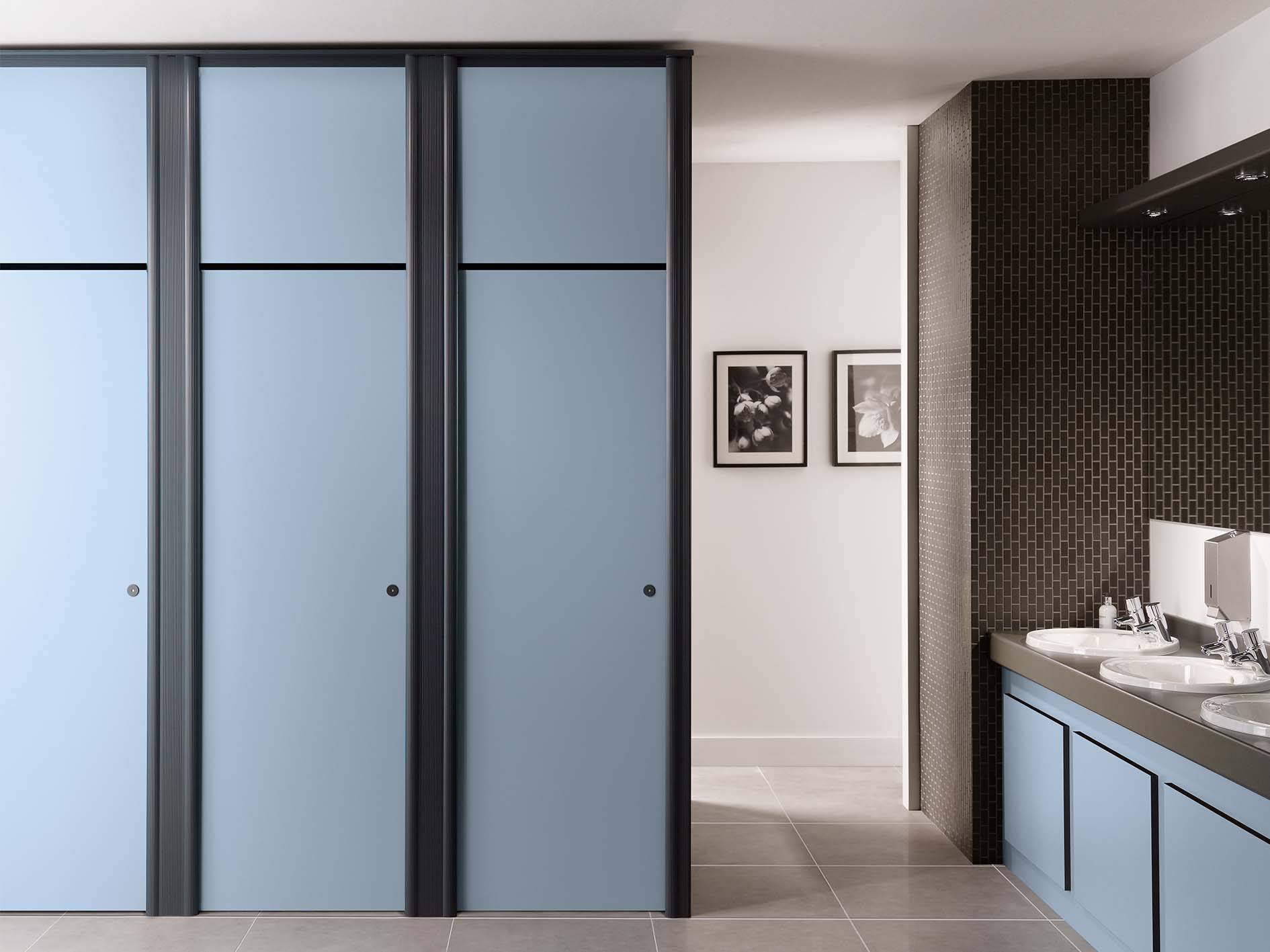 V2 | Centurion Privacy - Toilet Cubicle