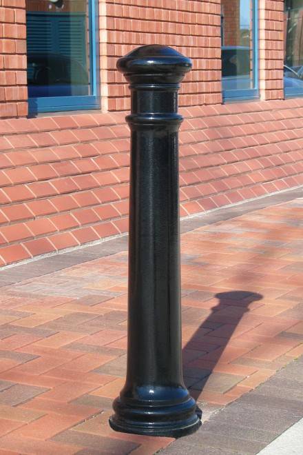 Cast Iron Manchester Bollard