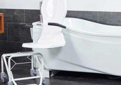 Astor Compact DCII Dementia Friendly Height Adjustable Bath