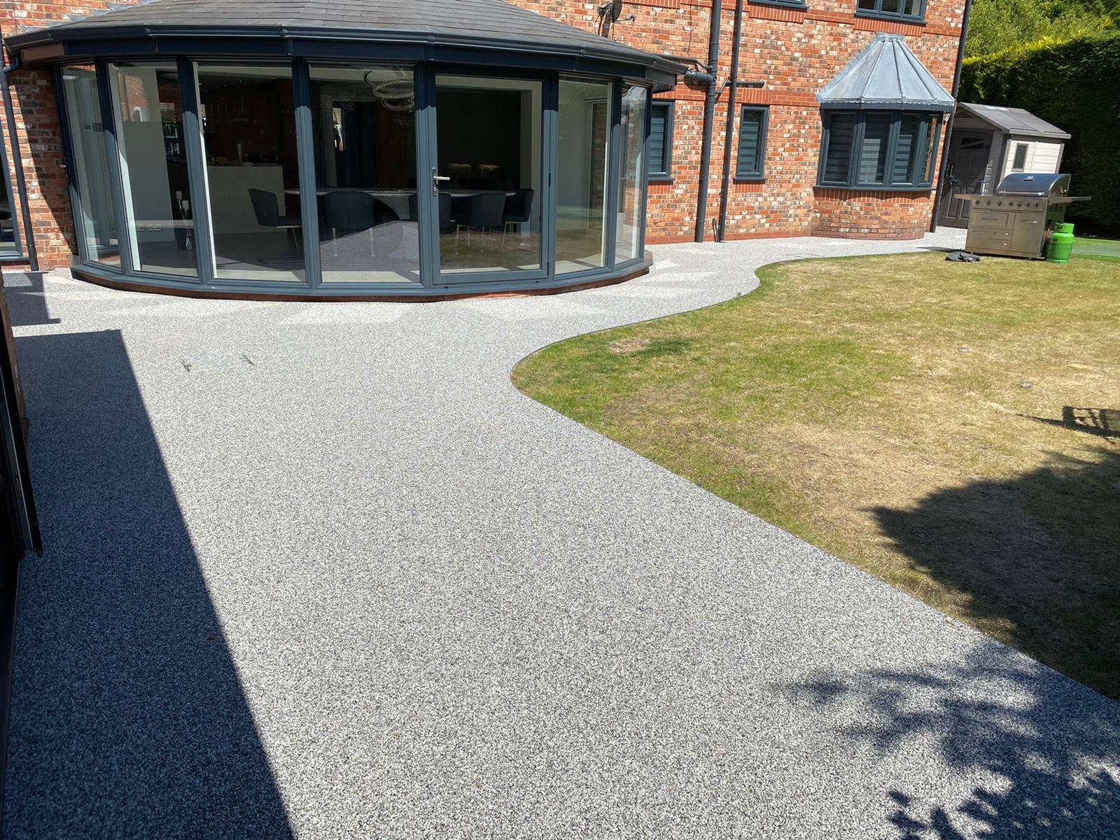 Domestic Driveway and Garden Vuba Resin Bound Surfacing Palladium