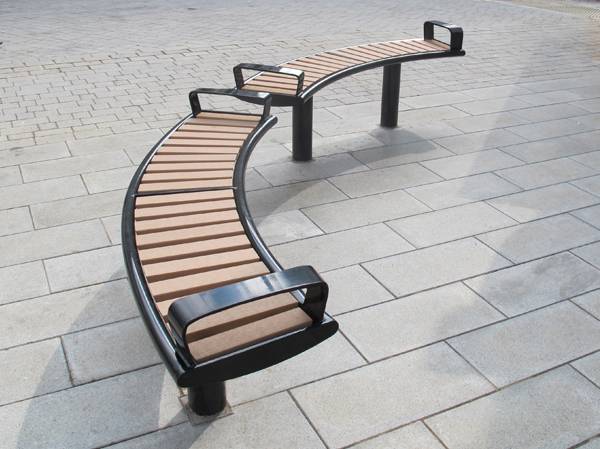 Horizon Bench - Curved