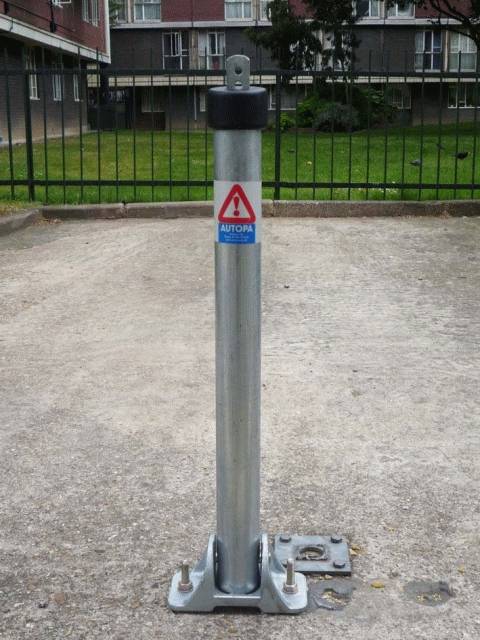 Hinged TOPLOK Parking Post