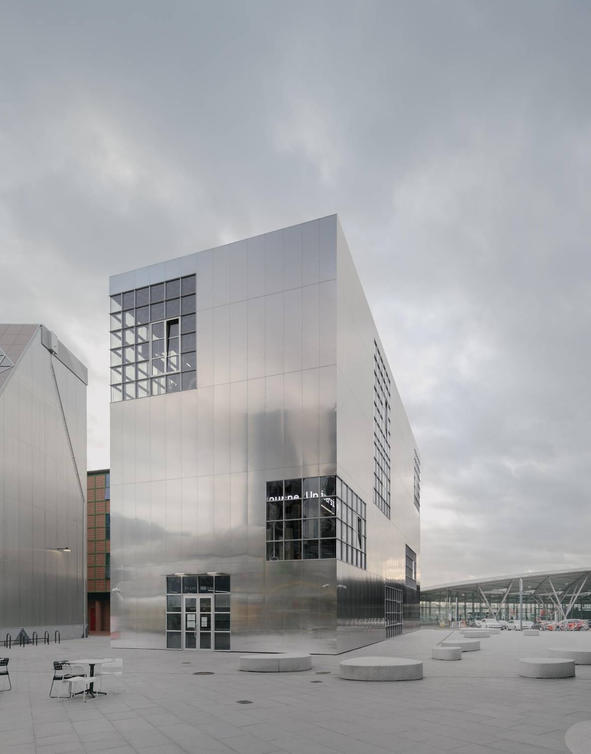 ALPOLIC™ A2 Aluminium panel with Geo mineral compound core - Aluminium Composite Panel