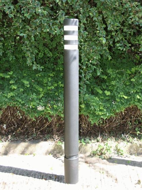 EB 300 Bollard