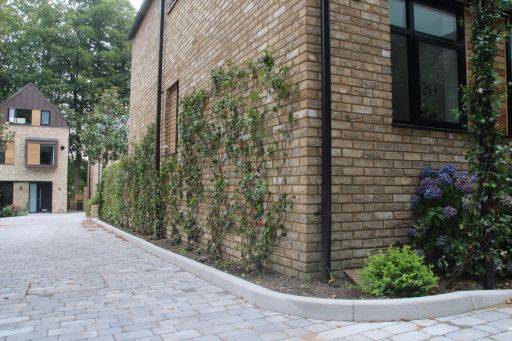 Yorktone BN3 Kerb - 6 m external radius