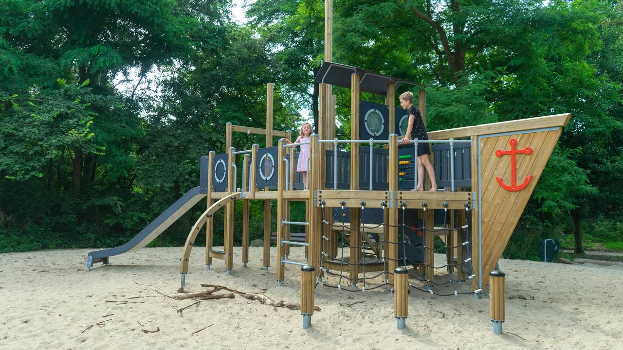 Fishing Ship - Children's Multiplay Activity Tower