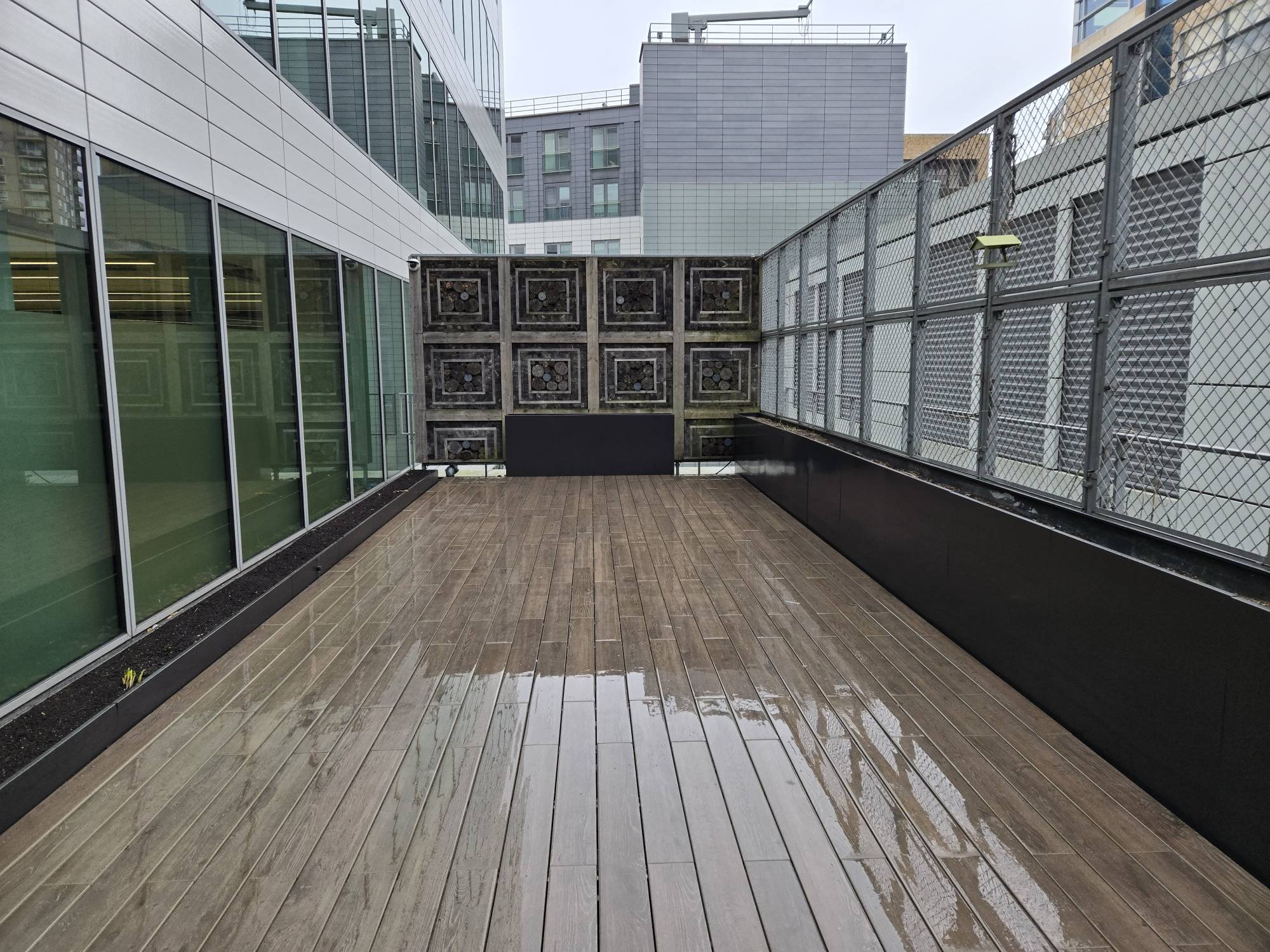 Wallbarn Integrated Substructure for Exadeck Porcelain Decking System