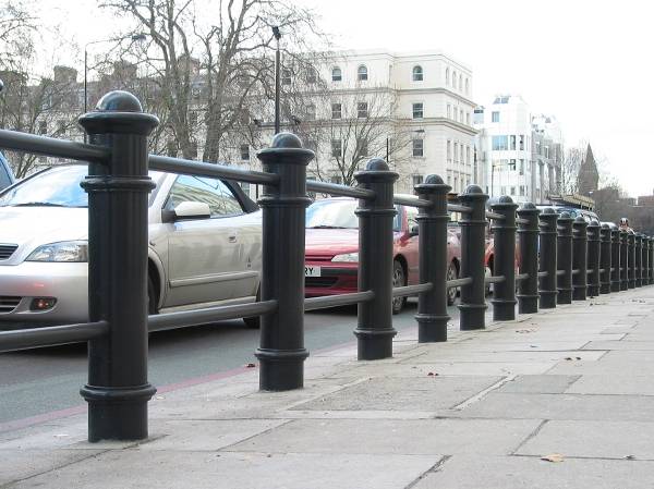 Holborn Post and Rail