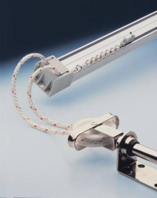 Curtain Track - Cord Operated - Heavy Duty - Silent Gliss SG 6370  - Curtain Track 