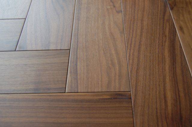 15 mm Oiled Walnut Parquet Blocks