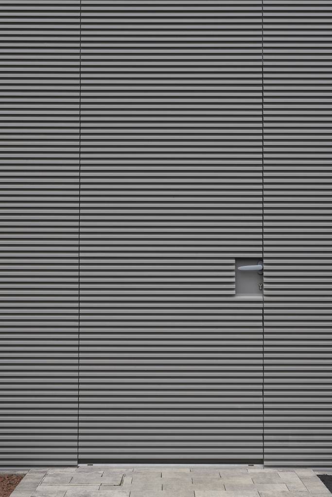 Continuous Louvre Blade Linius  - Aluminium Louvre System
