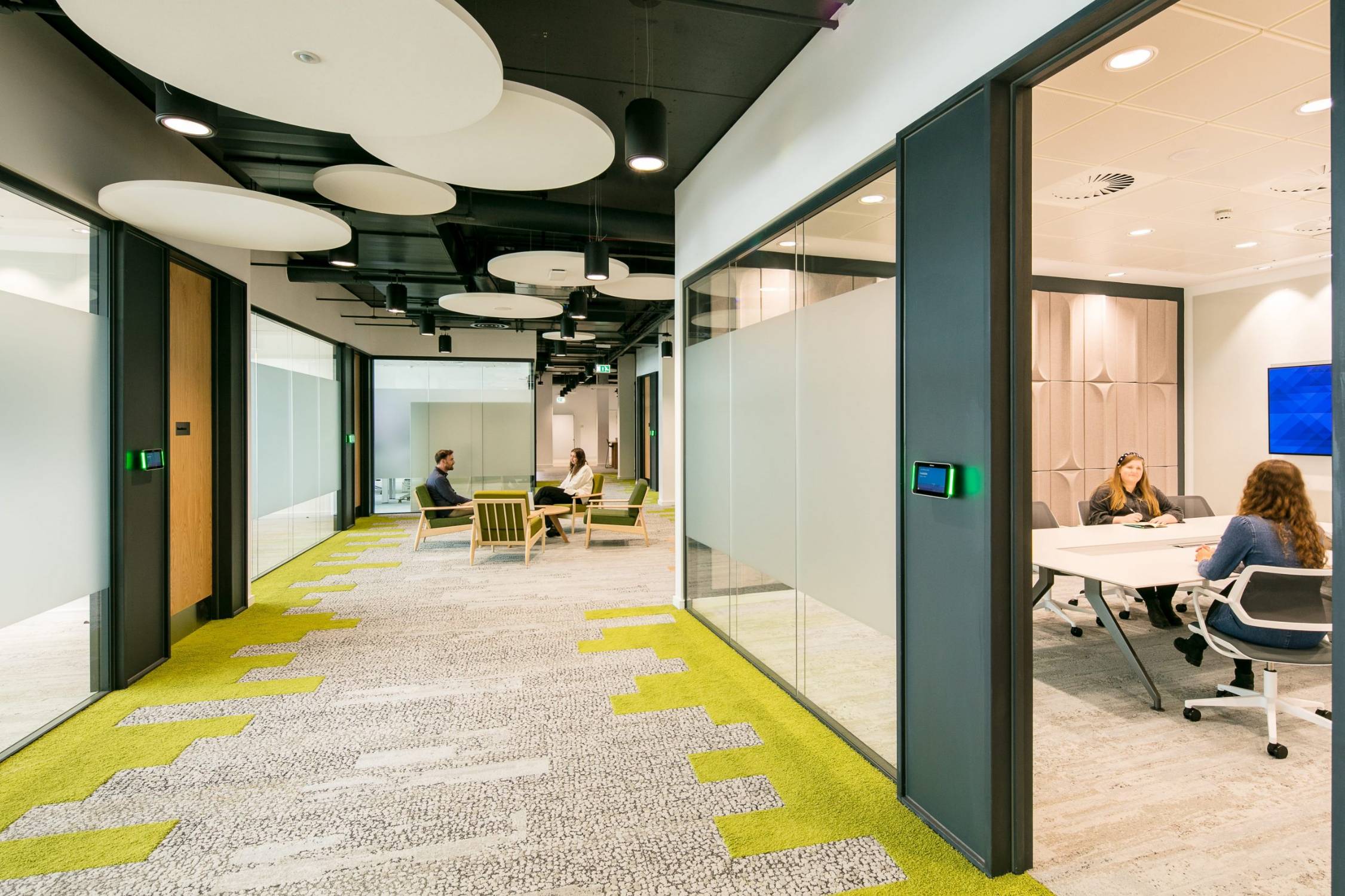 Polar 100 Double Glazed Partitioning Komfort Partitioning Ltd NBS BIM Library