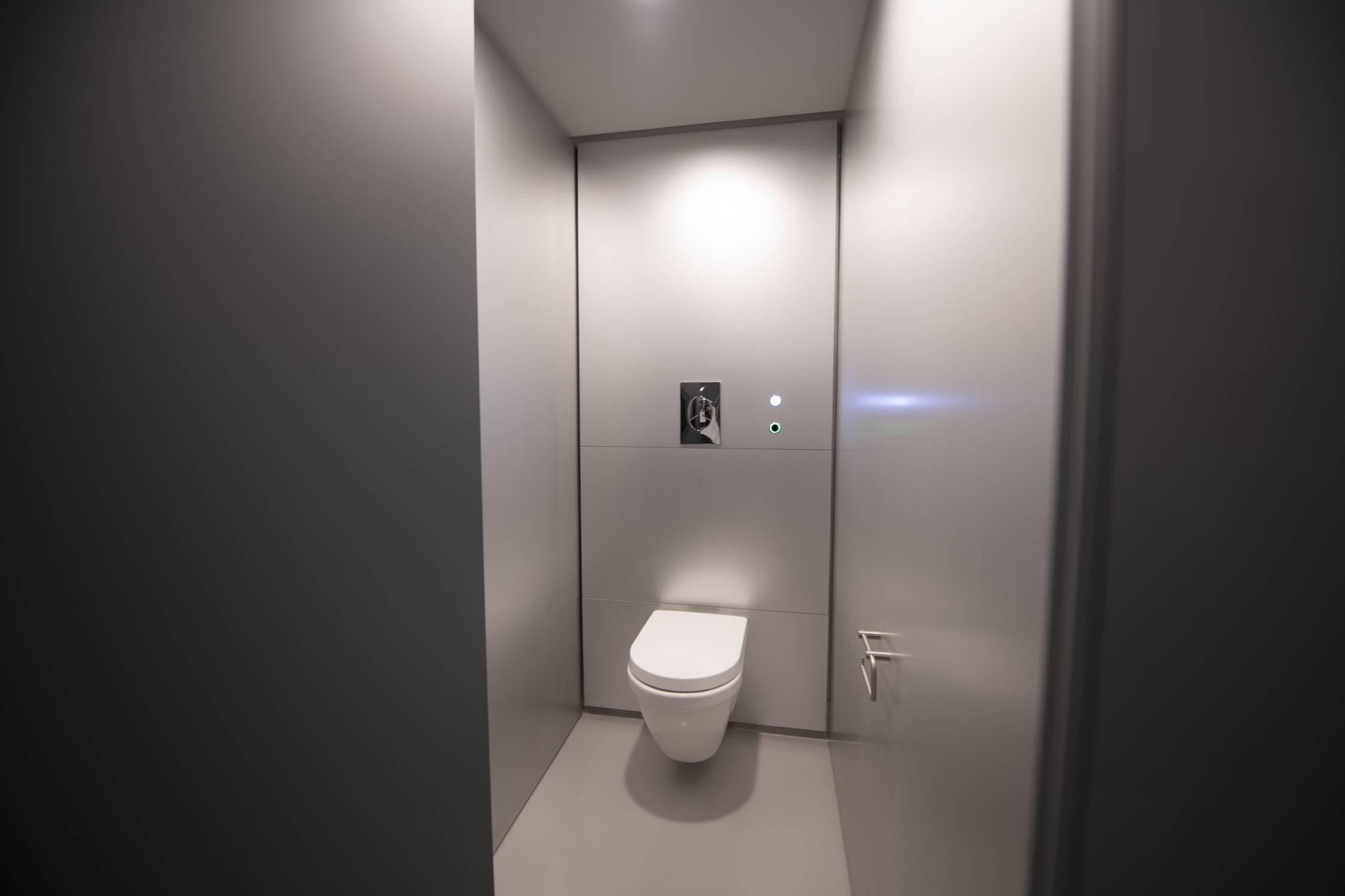 Flow Touchless Laminate Washroom Cubicle