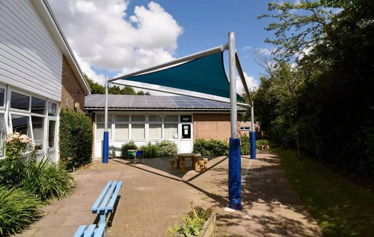 Perimeter Beam Shade Sail Canopy (Triangle) - Fabric canopy.