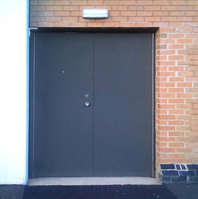 Home Bargains - Steel Doorset