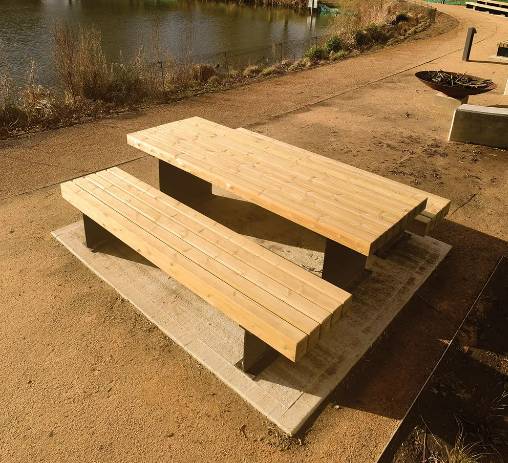 Tiptree Picnic Bench