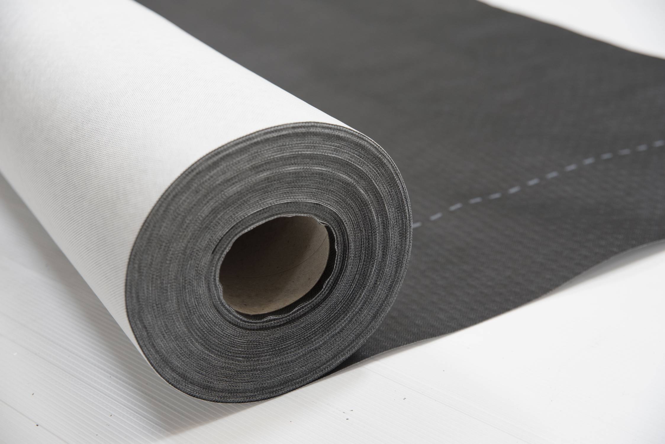 Novia Black Pro Breather Membrane - Roof and wall breather membrane