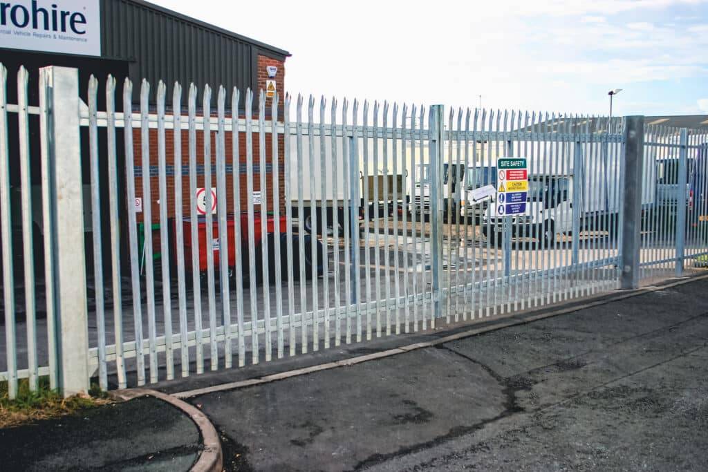 Palisade 2.4 Meter Tri Point Fence, Visual Deterrent - Fencing