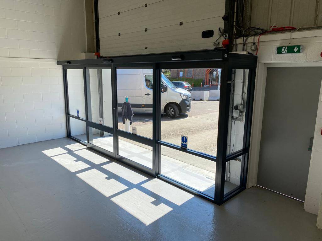 Automatic Aluminium Doors