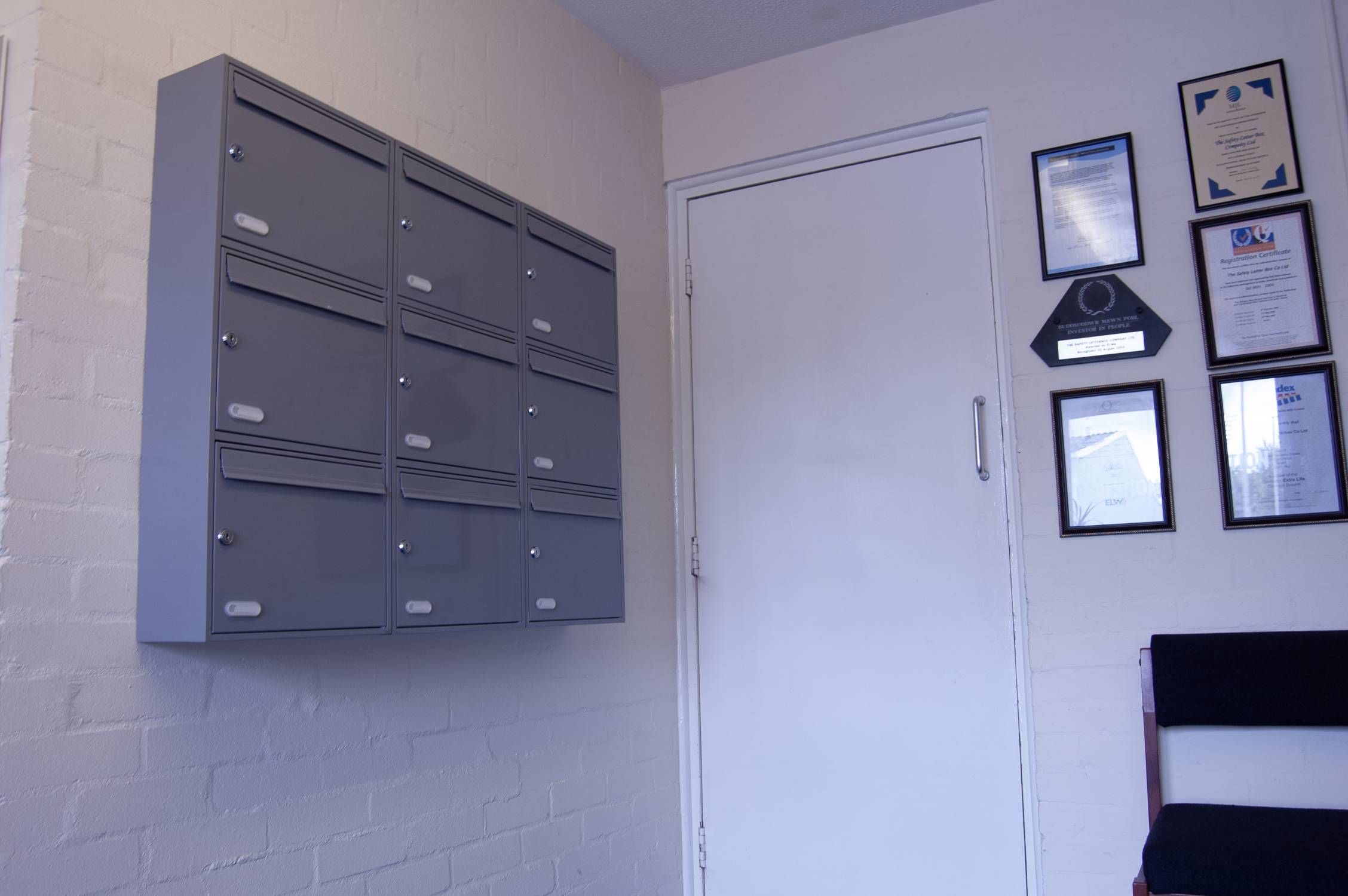 Domestic Vertical Mailbox - Vertical Mailbox Internal & External Use
