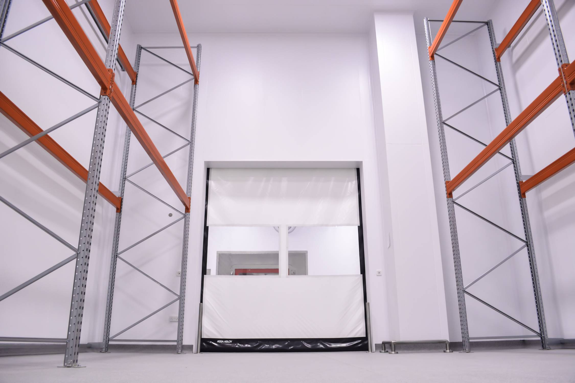 ASSA ABLOY HS9030GAT High Speed Door - High Speed Door for Cleanrooms