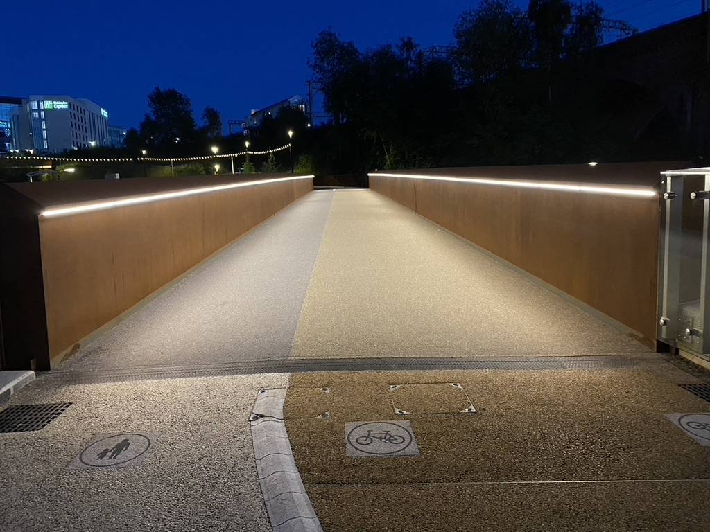 ASF LED Linear or Spotlight Luminaire Illuminated Stainless Steel Handrail and Balustrade