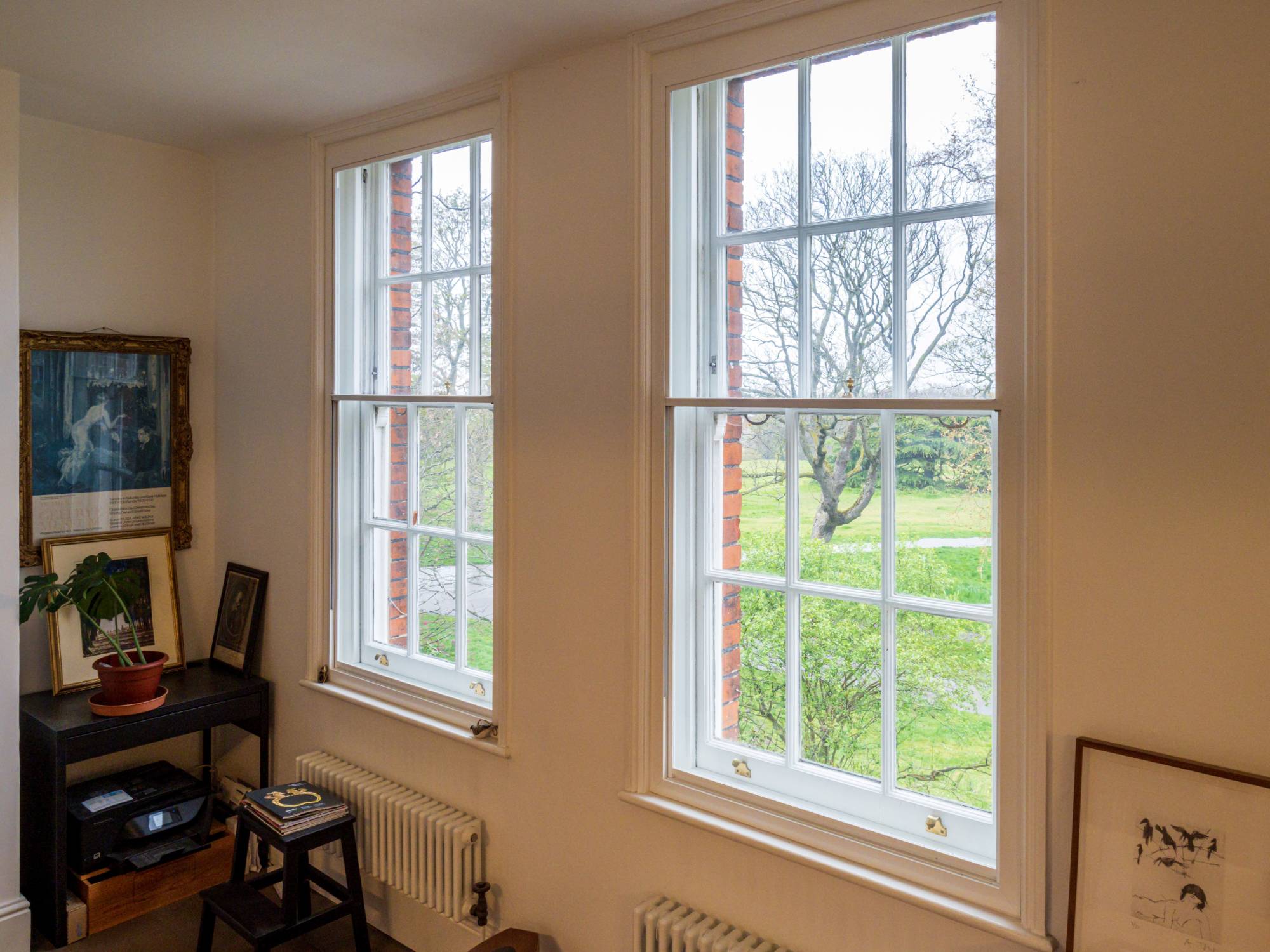 Series 20 Slimline Vertical Sliding