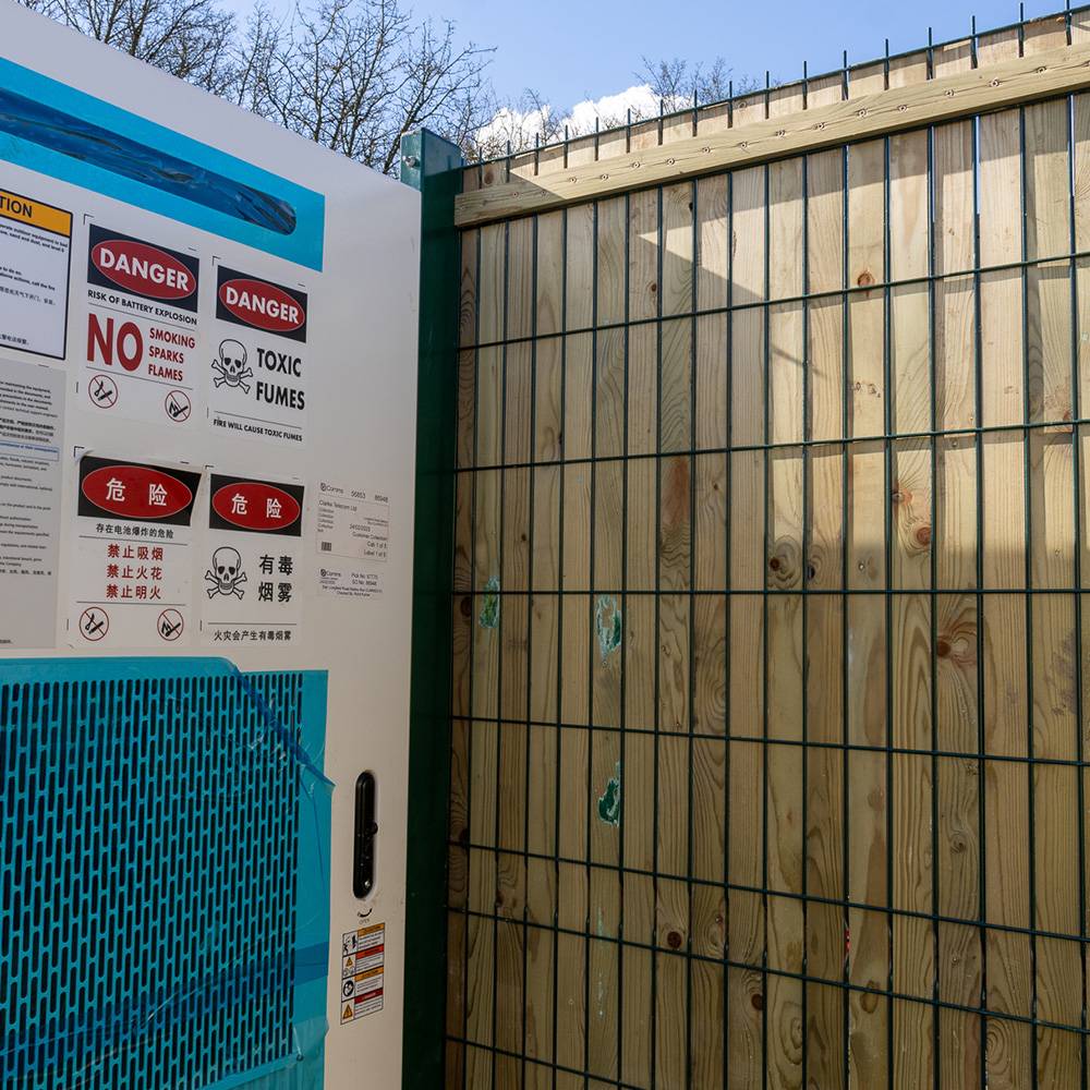 SolarGard Pulsar Plus - Weld-Mesh Clamp Bar System