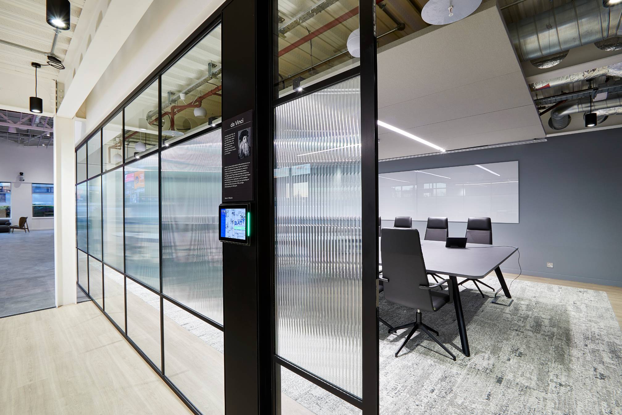 Radii | Linear 30 | 30mm Slimline Relocatable Acoustic Frameless Single Glazed Glass Partition Panel System
