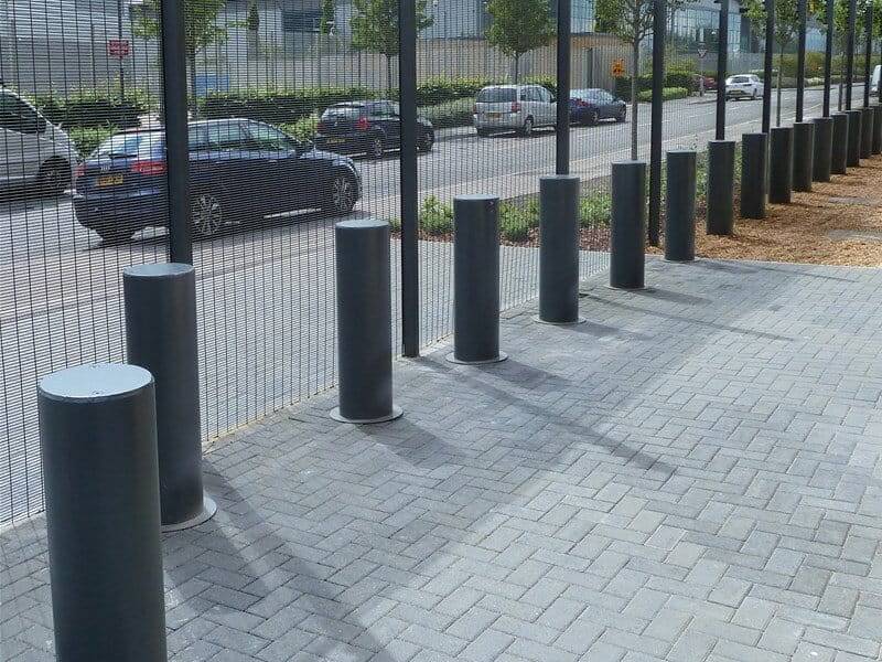 Static PAS 68 Bollards