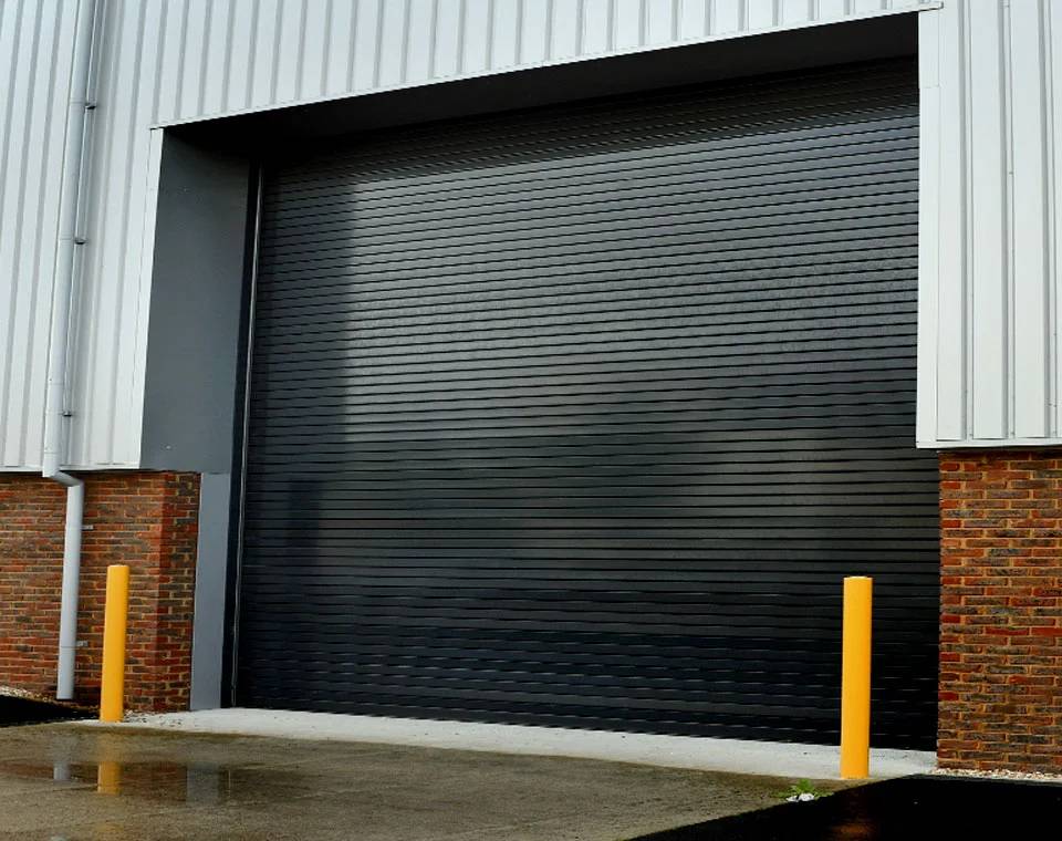 Automatic locking SR2 or SR3 Insulated Industrial Roller Shutters Insurance-certified - Security Roller Shutter