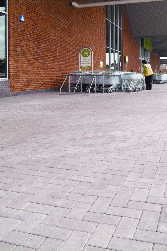 Omega Pencil Edge Block Paving