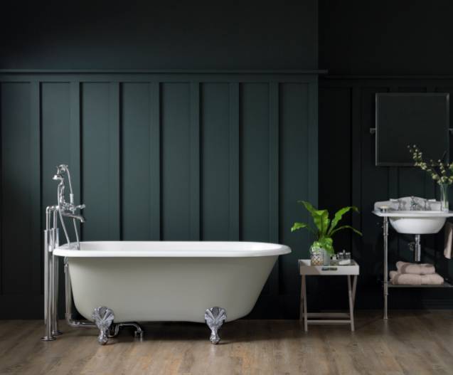 Hampshire 1500 - Freestanding Bath