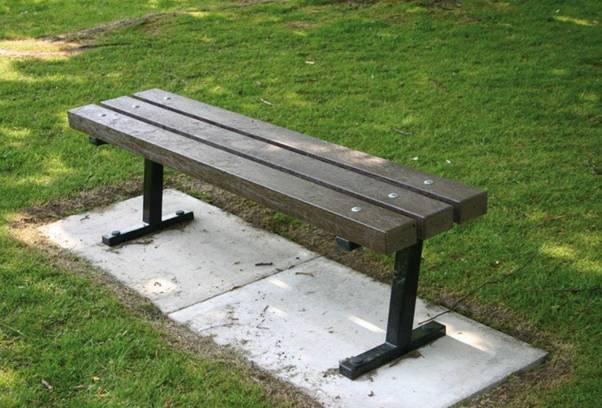 IAE Alton Recycled Plastic Bench