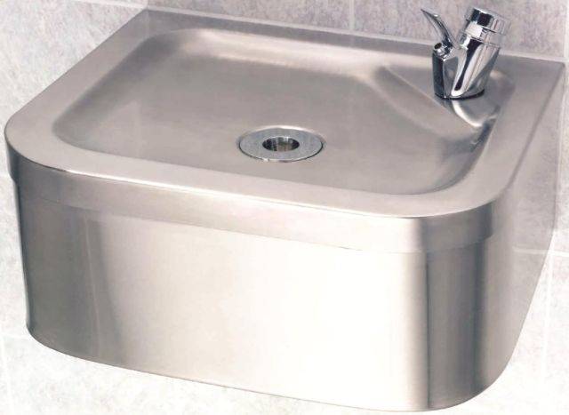 Drinking Fountain - G20100N