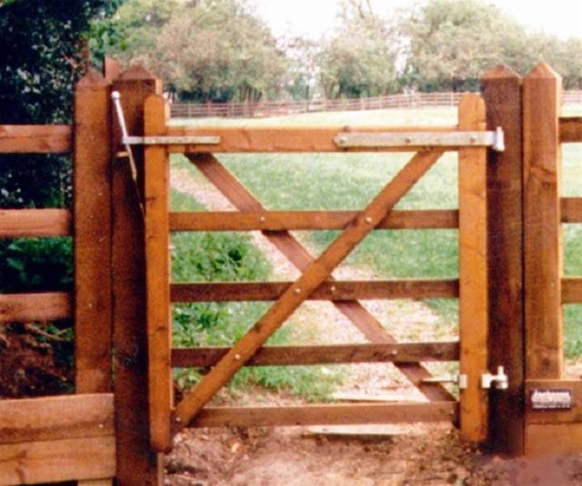 Timber Bridle Gates