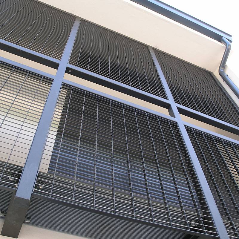 DeltaBox Cladding And Screening - Steel Louvre Protective Privacy Screen