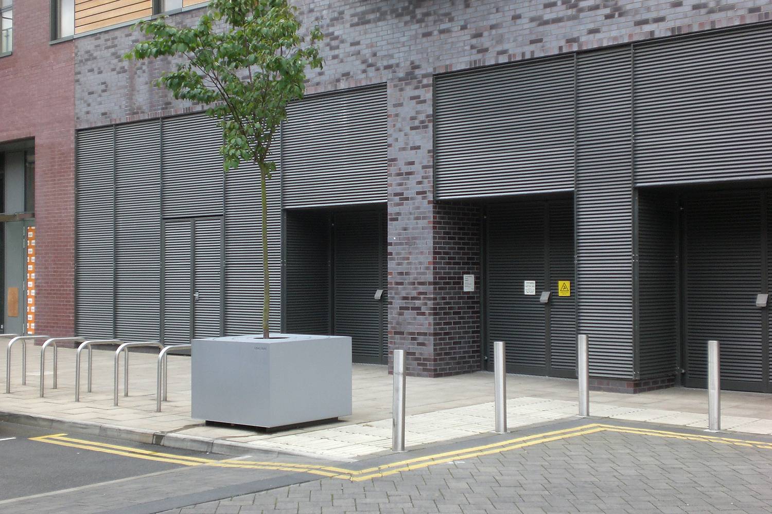 Louvred Wall Cladding for Electricity sub-stations at the Rock Shopping ...