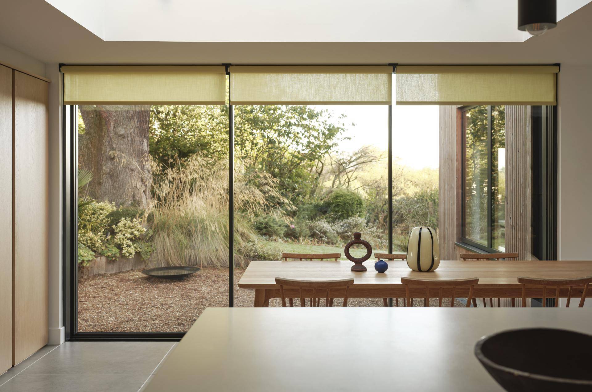 Roller Blind - Battery Operated - Silent Gliss SG 4955 - Roller Blinds