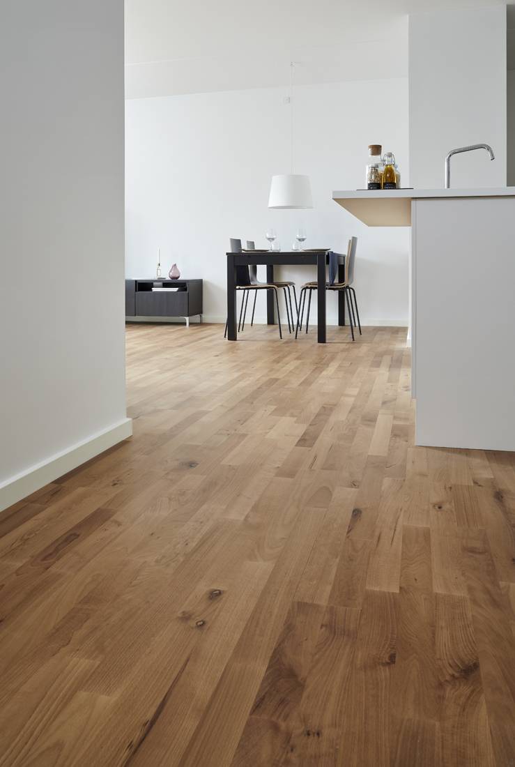  14mm two-strip solid hardwood floor with floating clip system