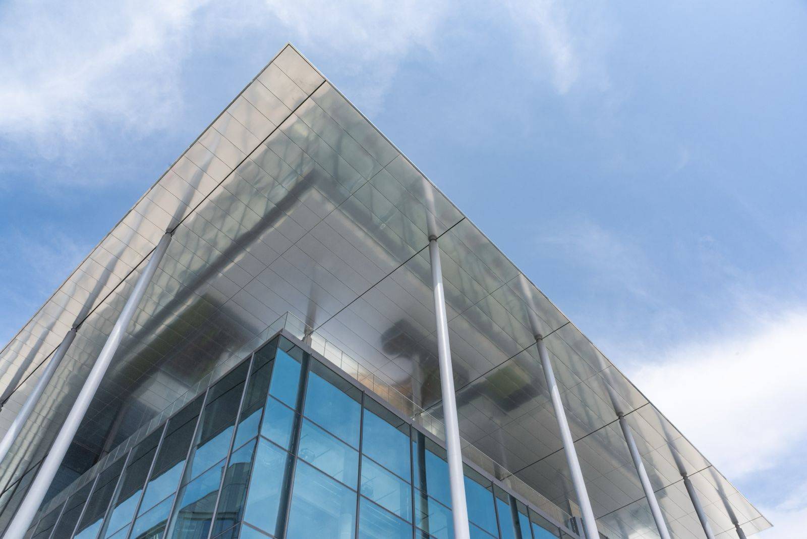 ALPOLIC™ A1 Non-Combustible Aluminium panel with Geo mineral compound core - Aluminium Composite Panel