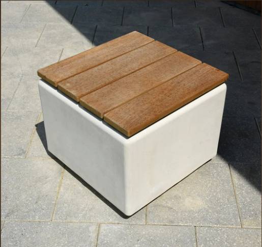 Gorton Cube Seat