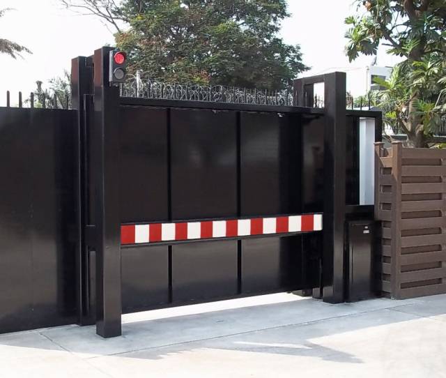 PAS 68 HVM Terra Sliding Cantilevered Gates - 7.5t At 50 mph