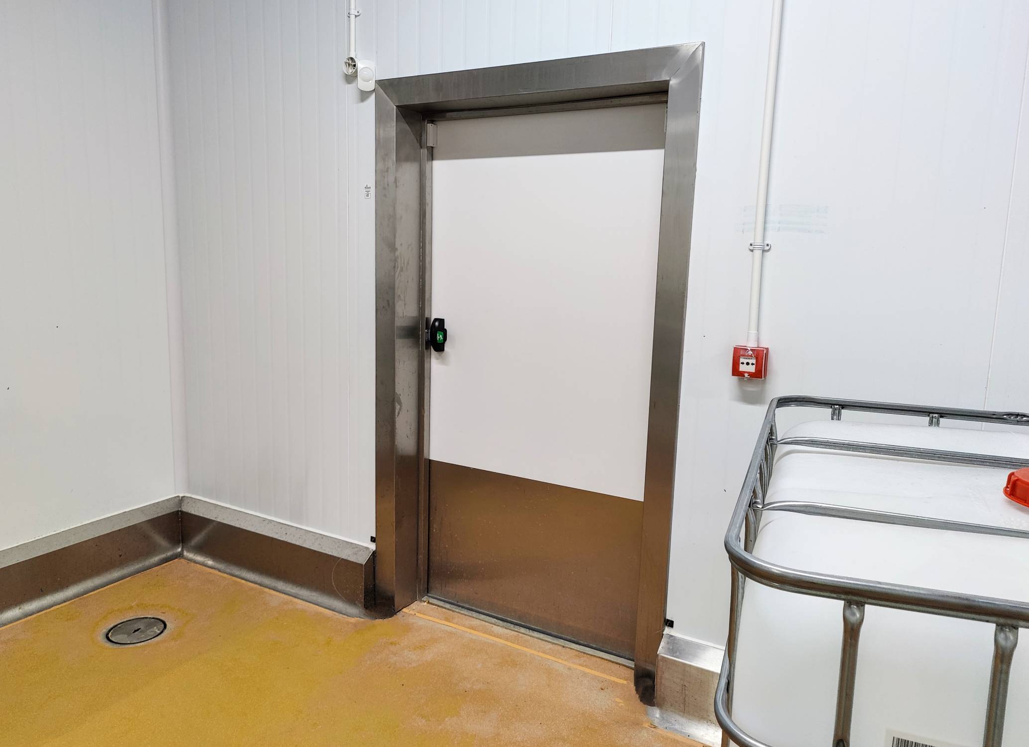 Thermidor Chill Hinged - Insulated Hinged Monobloc Chiller Door