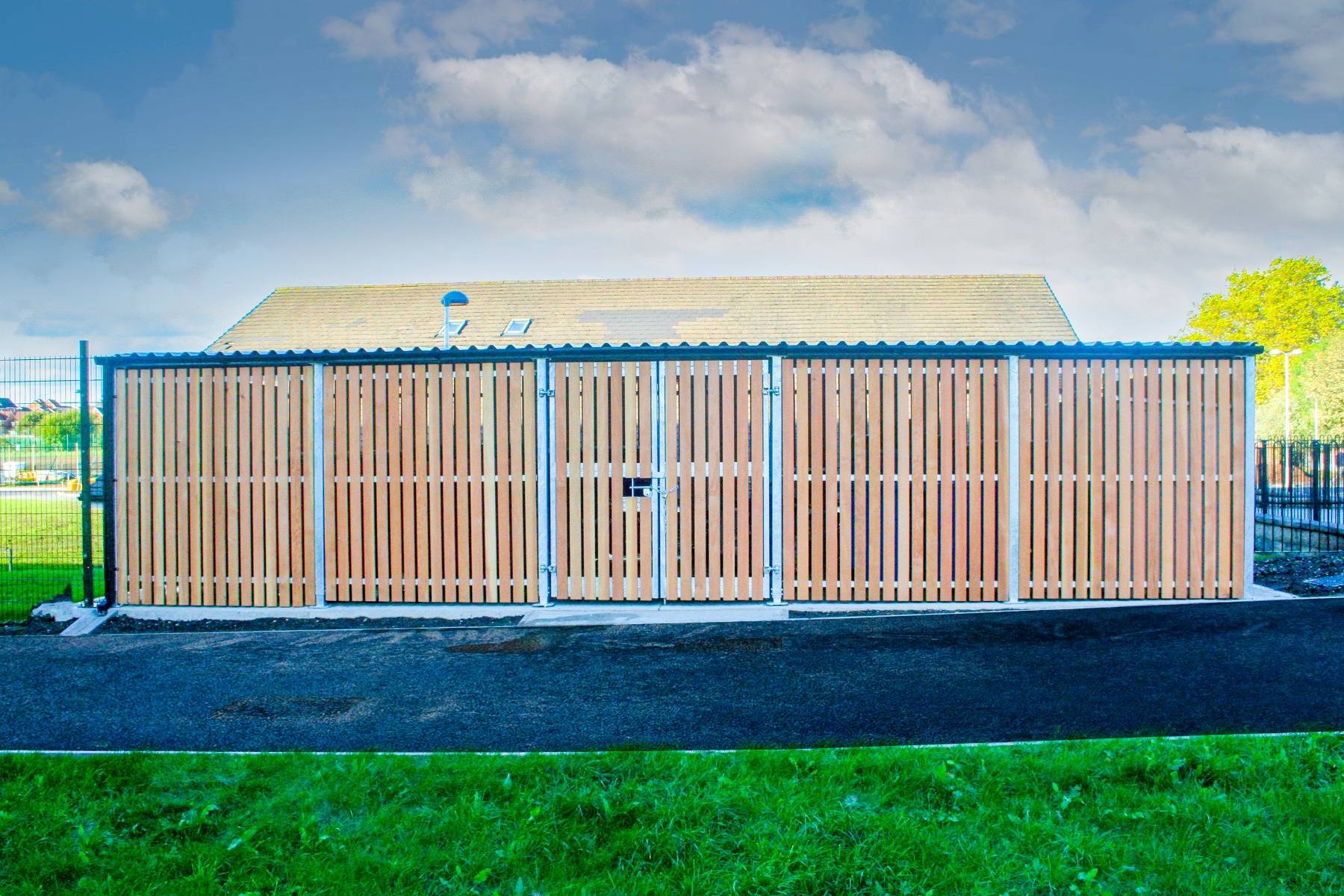 Deacon Shelter - Storage Shelter