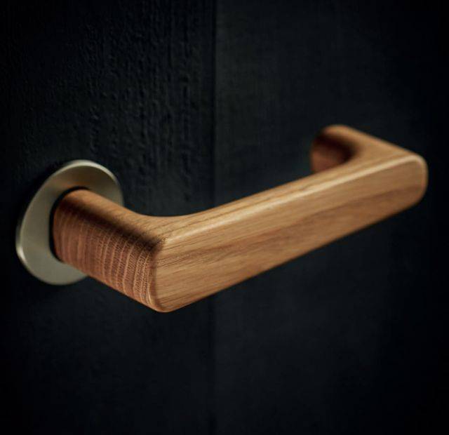 Holt® Lever Handles