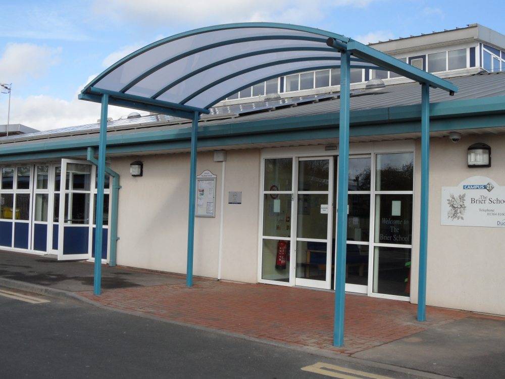 Motiva Entro™ - Curved Roof Polycarbonate Canopy - Entrance Canopy