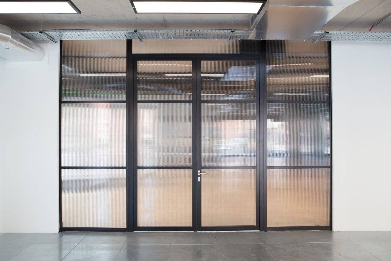 Geometric Glazing - Glazed Relocatable Partitions 