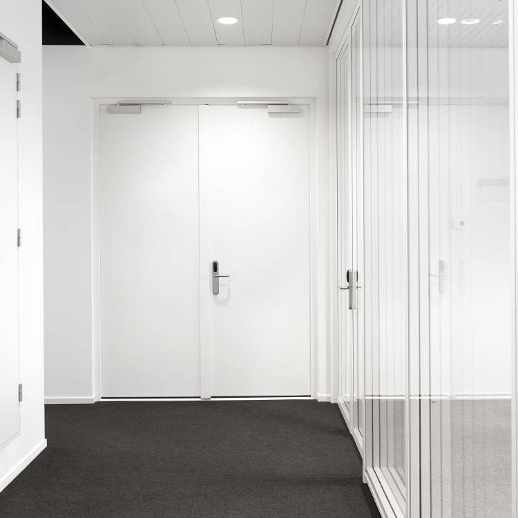 M43 Door